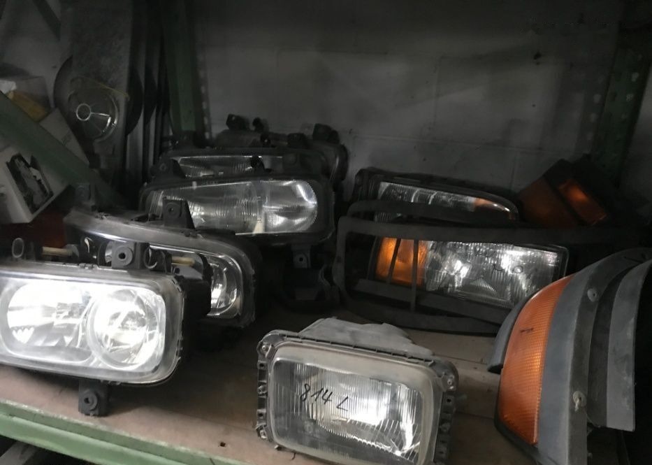 - Světlomet pro Nákladní auto: obrázek 3 - Světlomet pro Nákladní auto: obrázek 3