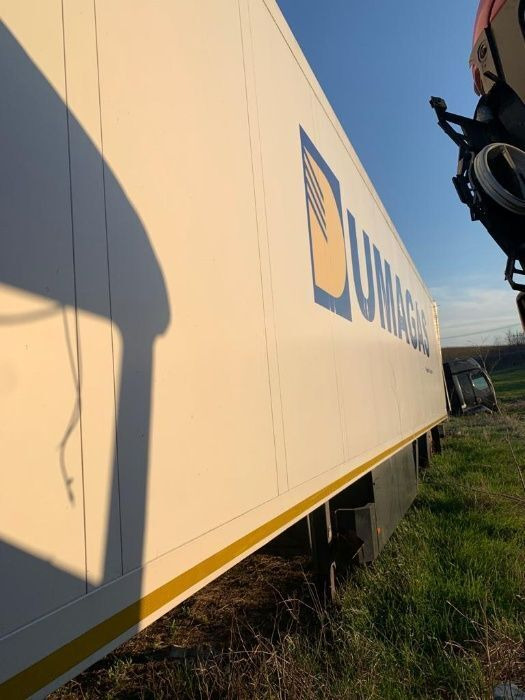 Semiremorci Frigorifice Dube Thermoking Ca - Chladírenský návěs: obrázek 4 Semiremorci Frigorifice Dube Thermoking Ca - Chladírenský návěs: obrázek 4