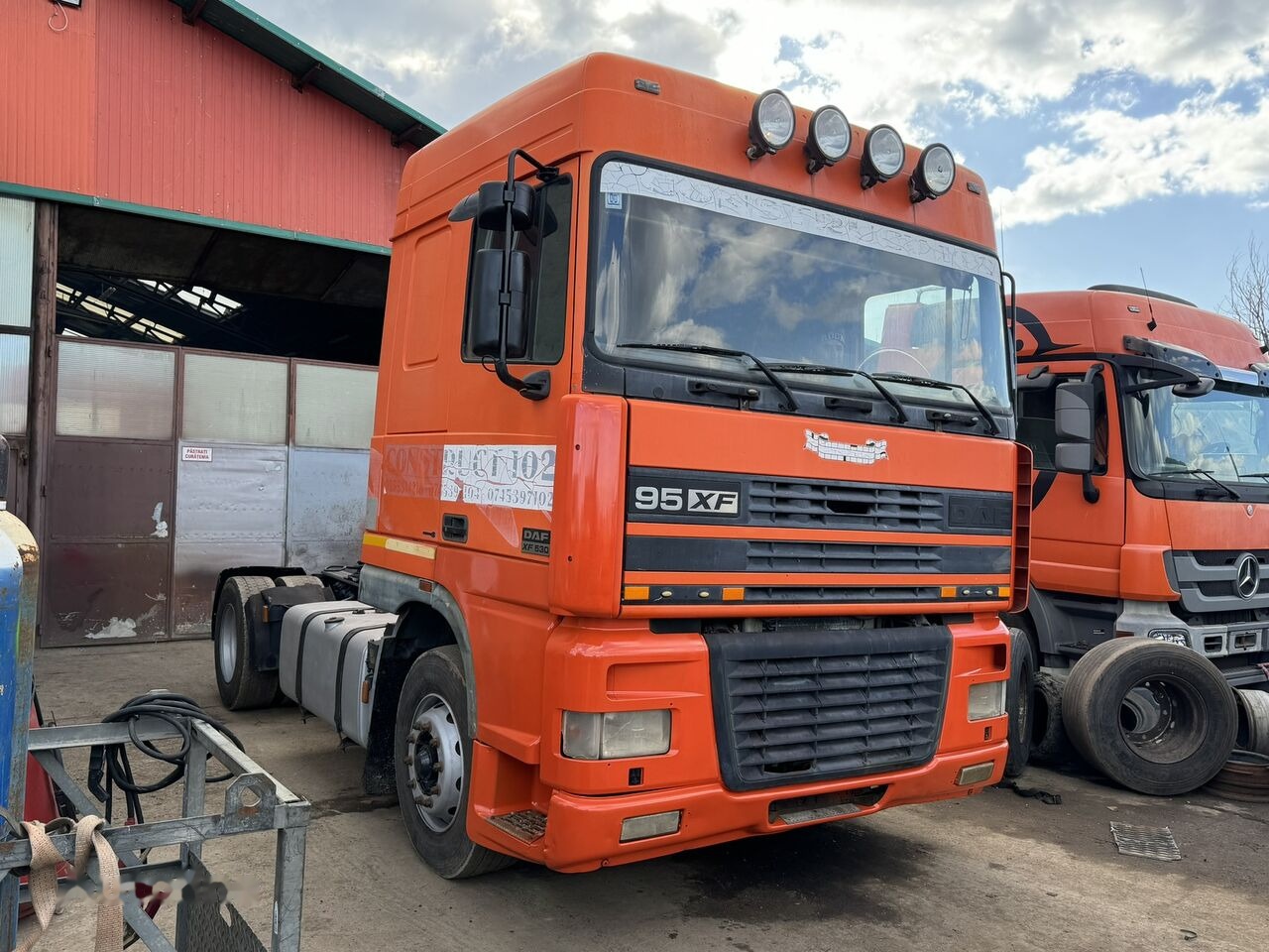 DAF XF 95 530 Euro 3 EXPORT Retarder - Tahač: obrázek 3 DAF XF 95 530 Euro 3 EXPORT Retarder - Tahač: obrázek 3