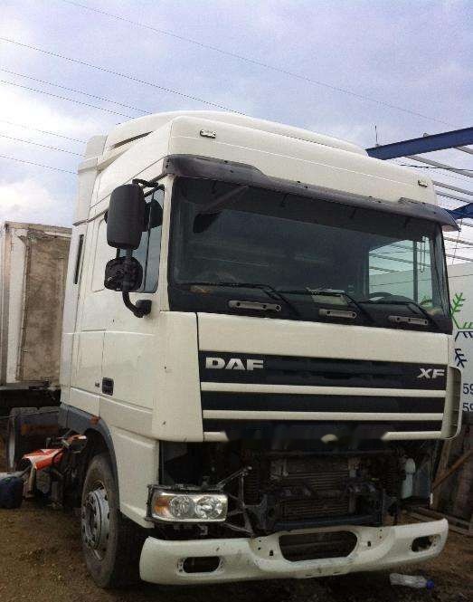 DAF XF 95 orice piesa - Tahač: obrázek 1 DAF XF 95 orice piesa - Tahač: obrázek 1