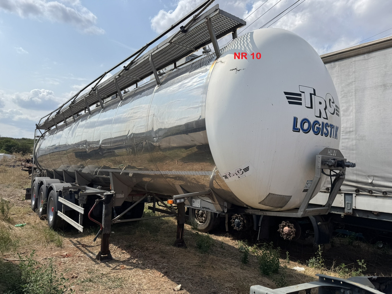 Transport lichide ALIMENTARE HLW STA 36 INOX ALIMENTAR AZOR AGRICULTURA - Cisternový návěs: obrázek 1 Transport lichide ALIMENTARE HLW STA 36 INOX ALIMENTAR AZOR AGRICULTURA - Cisternový návěs: obrázek 1
