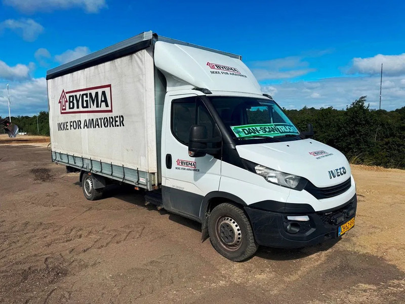 Iveco 35S18 3,0 TDI Aut. Gear. Euro 6. webasto night heater - Plachtová dodávka: obrázek 2 Iveco 35S18 3,0 TDI Aut. Gear. Euro 6. webasto night heater - Plachtová dodávka: obrázek 2