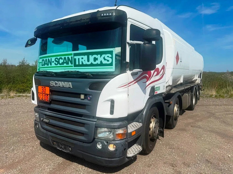 Scania P380 P380 8x2*6 .ADR/FL . 24200 L Tank - Air / Air suspension. - Cisternové vozidlo: obrázek 4 Scania P380 P380 8x2*6 .ADR/FL . 24200 L Tank - Air / Air suspension. - Cisternové vozidlo: obrázek 4
