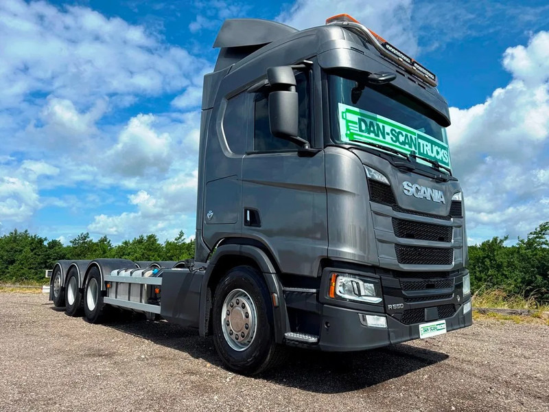 Scania R650 V8 NGS Steel / Air suspension. 4550mm weelbase. - Podvozek s kabinou: obrázek 1 Scania R650 V8 NGS Steel / Air suspension. 4550mm weelbase. - Podvozek s kabinou: obrázek 1