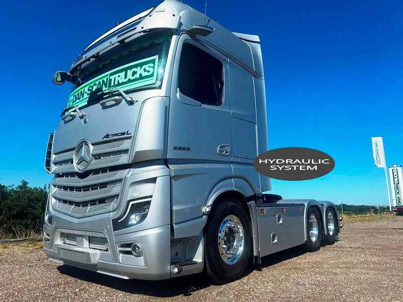 Mercedes-Benz Actros 2653 Special Interior. 6x2 3250mm weelbase. Air / Air suspension. hydr. syatem. Invertor. Micro wave. - Tahač: obrázek 1 Mercedes-Benz Actros 2653 Special Interior. 6x2 3250mm weelbase. Air / Air suspension. hydr. syatem. Invertor. Micro wave. - Tahač: obrázek 1
