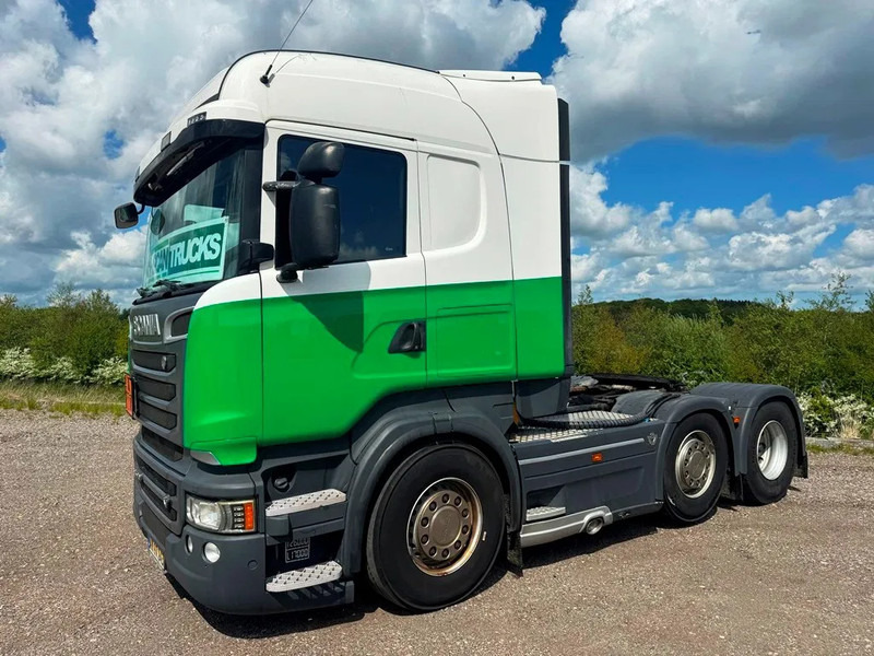 Scania R520 V8 ADR fuel transport. Twensteer. Air / Air suspension. V8 engine. Hydr. system - Tahač: obrázek 4 Scania R520 V8 ADR fuel transport. Twensteer. Air / Air suspension. V8 engine. Hydr. system - Tahač: obrázek 4