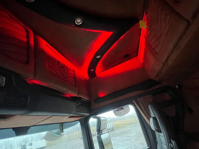 Scania R650 V8 NGS Scania 6x4 . Special Interior. . - Tahač: obrázek 5 Scania R650 V8 NGS Scania 6x4 . Special Interior. . - Tahač: obrázek 5