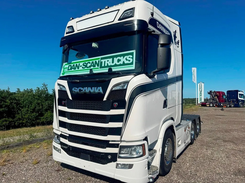 Scania S580 V8 NGS weelbase 3150mm. Air / Air suspension. Opticruise / Retarder. Hydr. system,. - Tahač: obrázek 4 Scania S580 V8 NGS weelbase 3150mm. Air / Air suspension. Opticruise / Retarder. Hydr. system,. - Tahač: obrázek 4