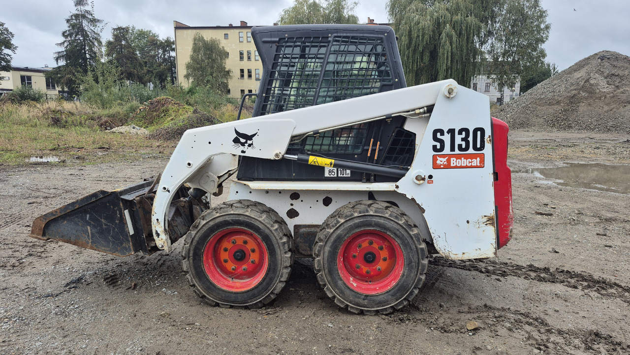 BOBCAT S130 - Smykový nakladač: obrázek 2 BOBCAT S130 - Smykový nakladač: obrázek 2