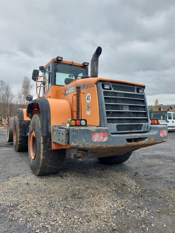 DOOSAN DL400 - Kolový nakladač: obrázek 4 DOOSAN DL400 - Kolový nakladač: obrázek 4