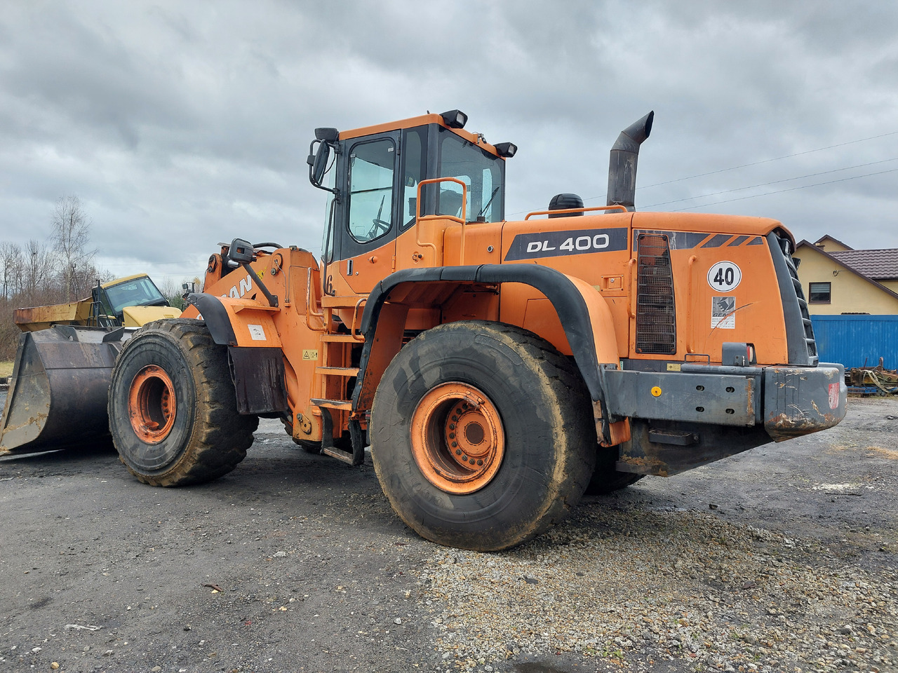 DOOSAN DL400 - Kolový nakladač: obrázek 3 DOOSAN DL400 - Kolový nakladač: obrázek 3