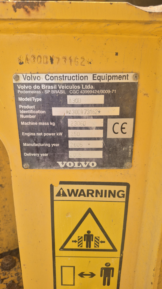 Kloubový sklápěč VOLVO A30D: obrázek 13