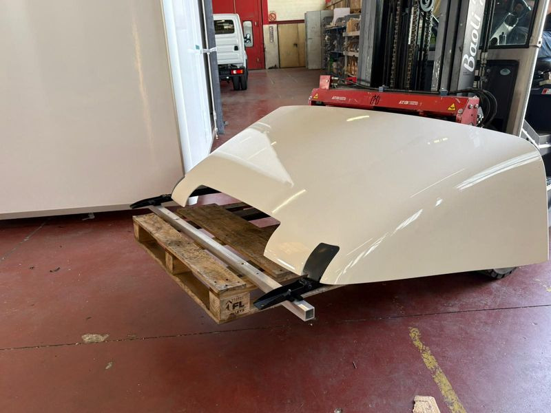 Skříňový nákladní auto CUBO CON PEDANA 4x2 250hp MAN TGL 12.250 4x2 BL CH: obrázek 12