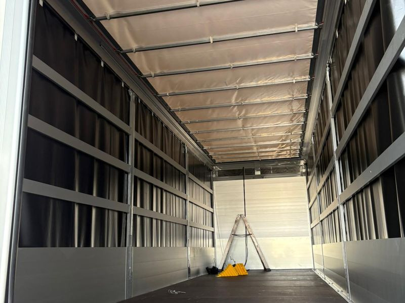 Skříňový nákladní auto CUBO CON PEDANA 4x2 250hp MAN TGL 12.250 4x2 BL CH: obrázek 7