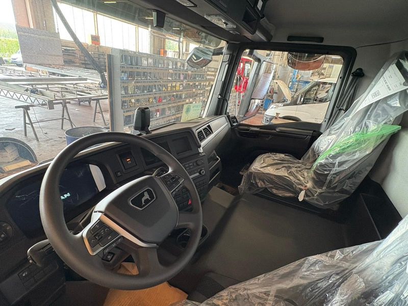 Skříňový nákladní auto CUBO CON PEDANA 4x2 250hp MAN TGL 12.250 4x2 BL CH: obrázek 8