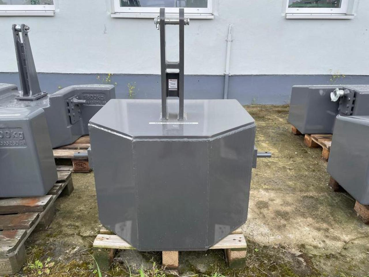 1000KG BUSCHMEIER FRONTGEWICHT - Protizávaží: obrázek 2 1000KG BUSCHMEIER FRONTGEWICHT - Protizávaží: obrázek 2