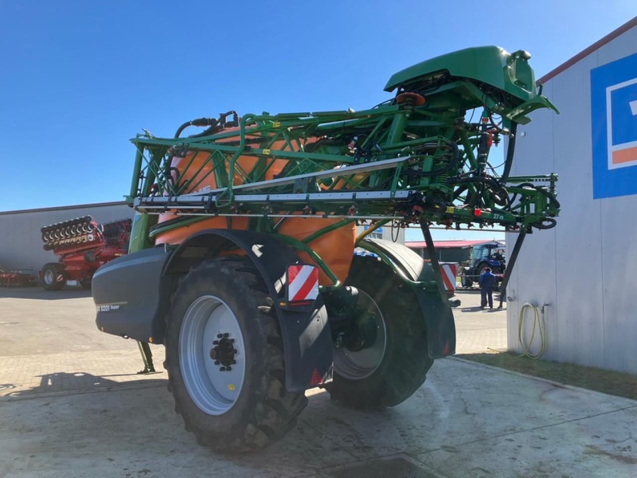 Amazone UX 6201 SUPER - Tažený postřikovač: obrázek 3 Amazone UX 6201 SUPER - Tažený postřikovač: obrázek 3