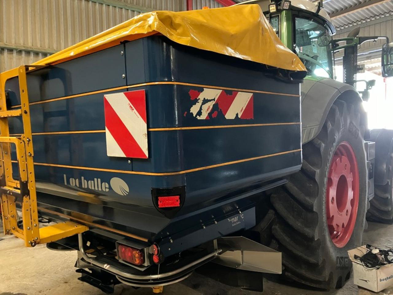 Bogballe M3WD - Rozmetadlo hnoje: obrázek 1 Bogballe M3WD - Rozmetadlo hnoje: obrázek 1