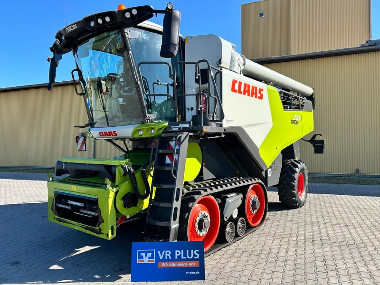 CLAAS TRION 750 TT APS HYBRID - Sklízecí mlátička: obrázek 1 CLAAS TRION 750 TT APS HYBRID - Sklízecí mlátička: obrázek 1