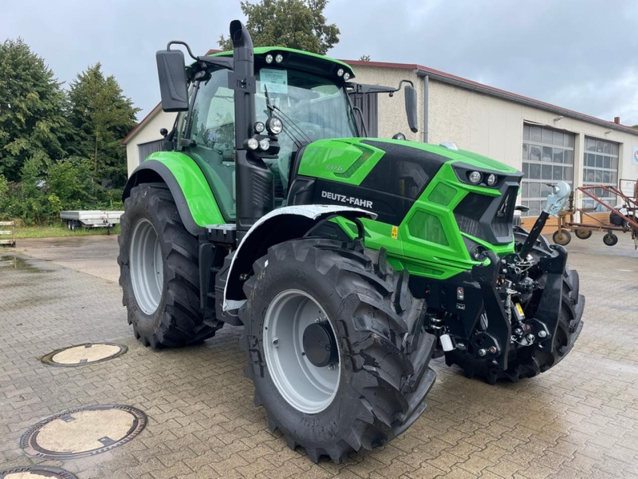 Deutz-Fahr 6170 POWERSHIFT AKTION - Traktor: obrázek 2 Deutz-Fahr 6170 POWERSHIFT AKTION - Traktor: obrázek 2