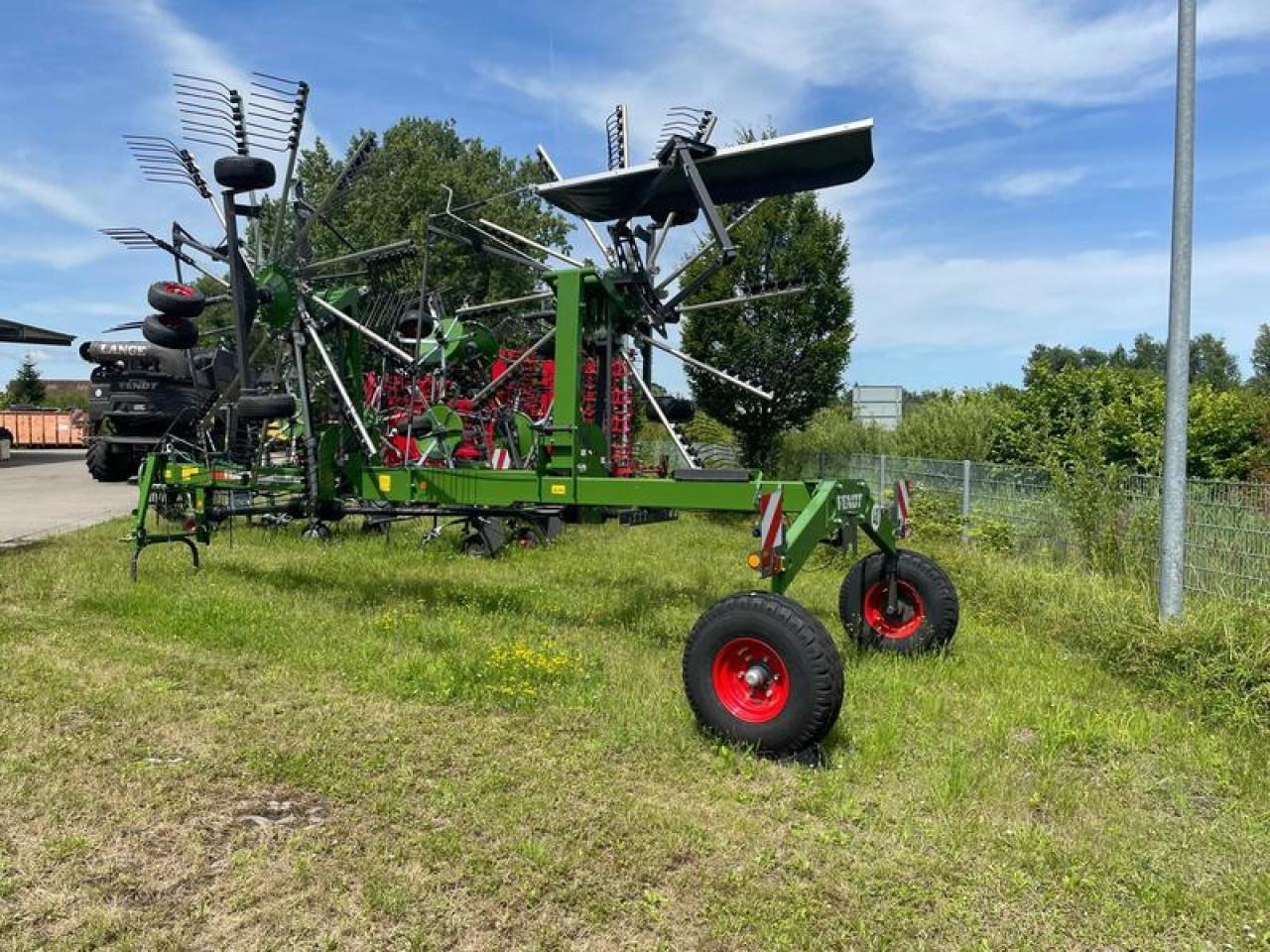 Fendt FORMER 1603 - Obraceč/ Shrnovač: obrázek 2 Fendt FORMER 1603 - Obraceč/ Shrnovač: obrázek 2