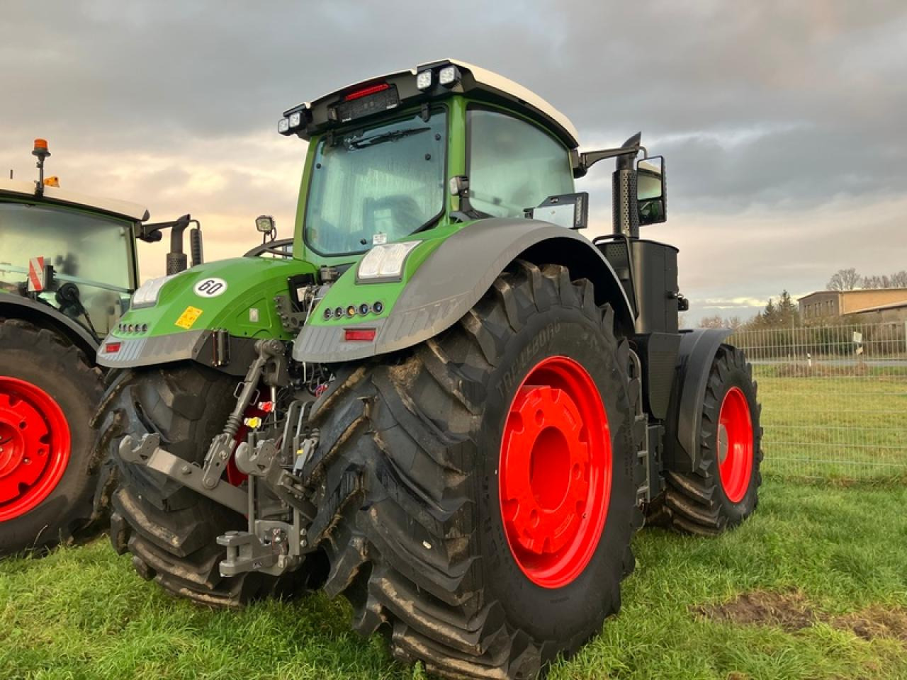 Fendt VARIO 1050 - Traktor: obrázek 3 Fendt VARIO 1050 - Traktor: obrázek 3