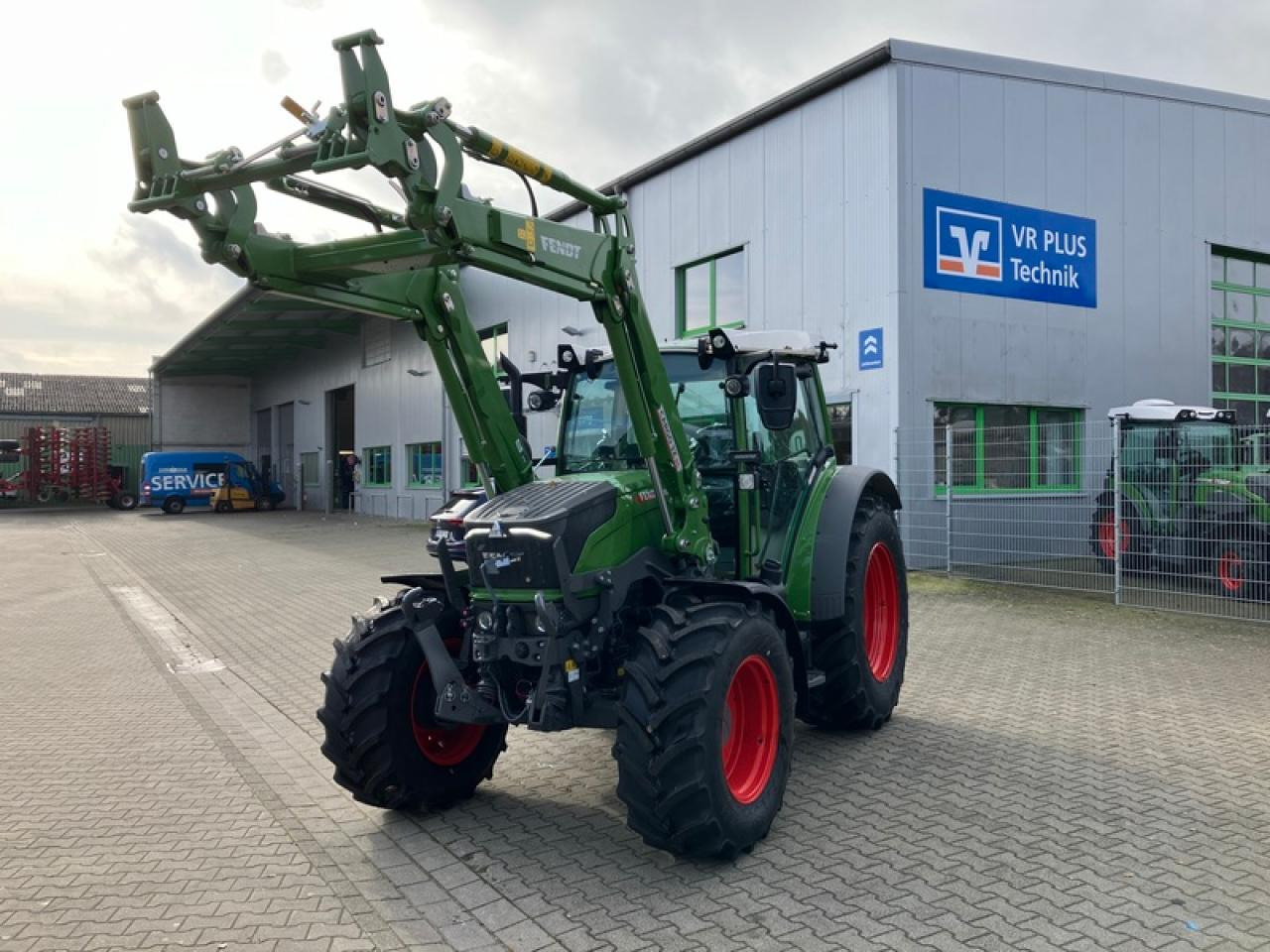 Fendt VARIO 211 - Traktor: obrázek 1 Fendt VARIO 211 - Traktor: obrázek 1