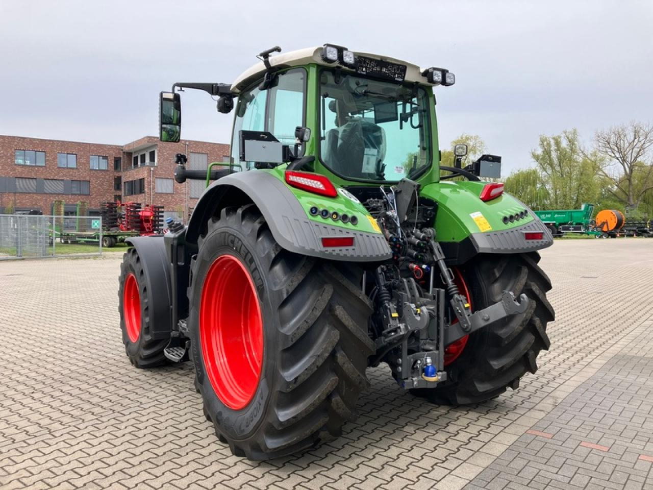 Fendt VARIO726 GEN 7 PROFI PLUS SET 2 - Traktor: obrázek 3 Fendt VARIO726 GEN 7 PROFI PLUS SET 2 - Traktor: obrázek 3