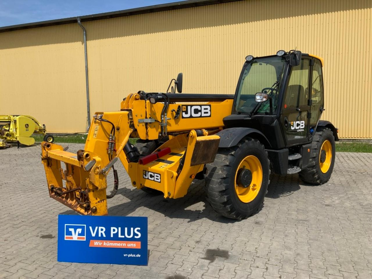 JCB 540-140 - Teleskopický manipulátor: obrázek 1 JCB 540-140 - Teleskopický manipulátor: obrázek 1
