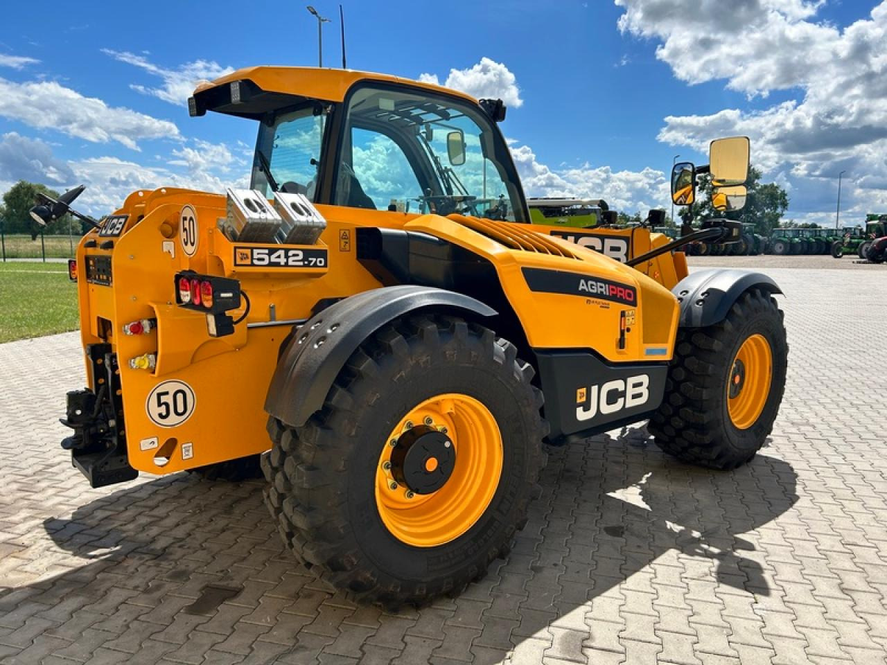 JCB 542-70 AGRI PROAKTION - Teleskopický manipulátor: obrázek 4 JCB 542-70 AGRI PROAKTION - Teleskopický manipulátor: obrázek 4