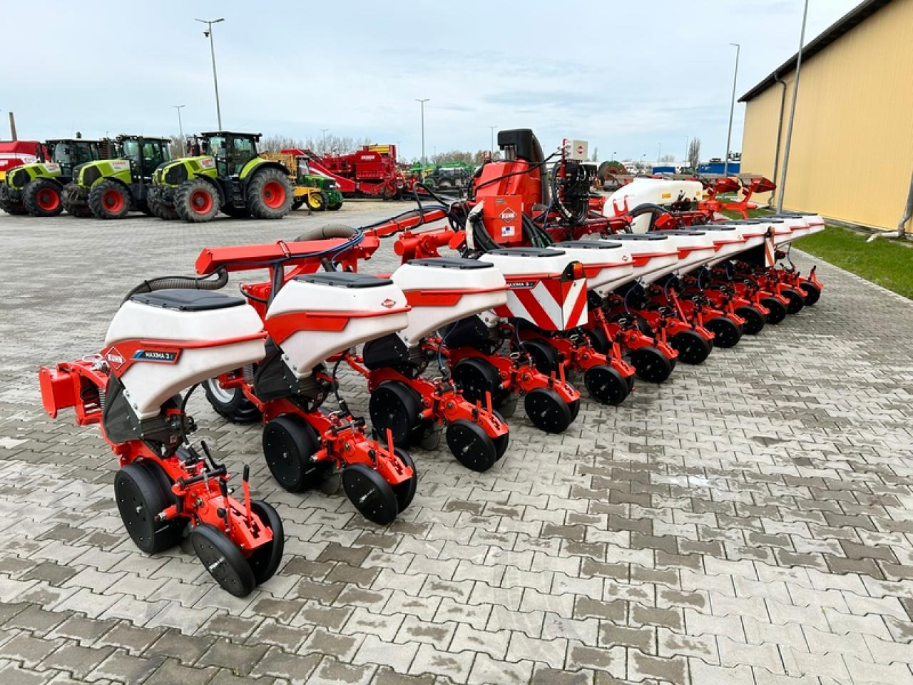 Kuhn MAXIMA 3RXLE - Přesný secí stroj: obrázek 4 Kuhn MAXIMA 3RXLE - Přesný secí stroj: obrázek 4