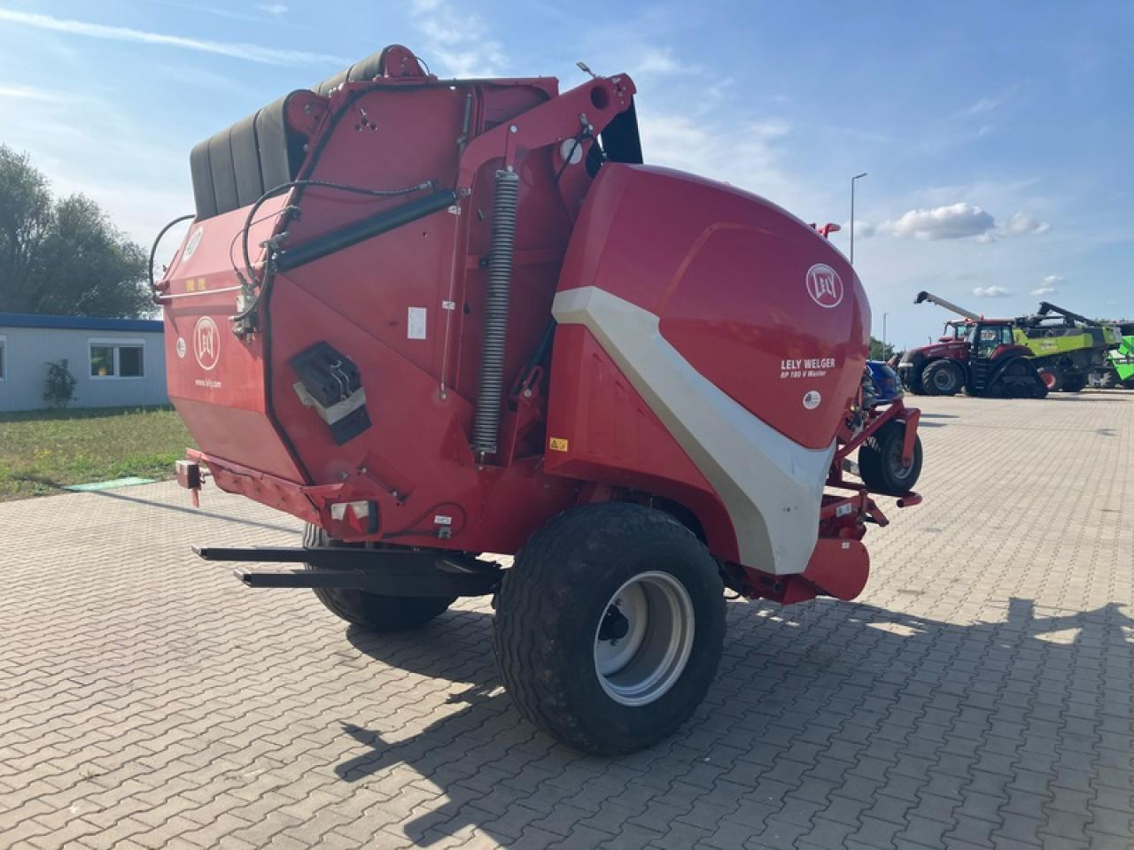 Lely RP 180V - Lis na válcové balíky: obrázek 3 Lely RP 180V - Lis na válcové balíky: obrázek 3