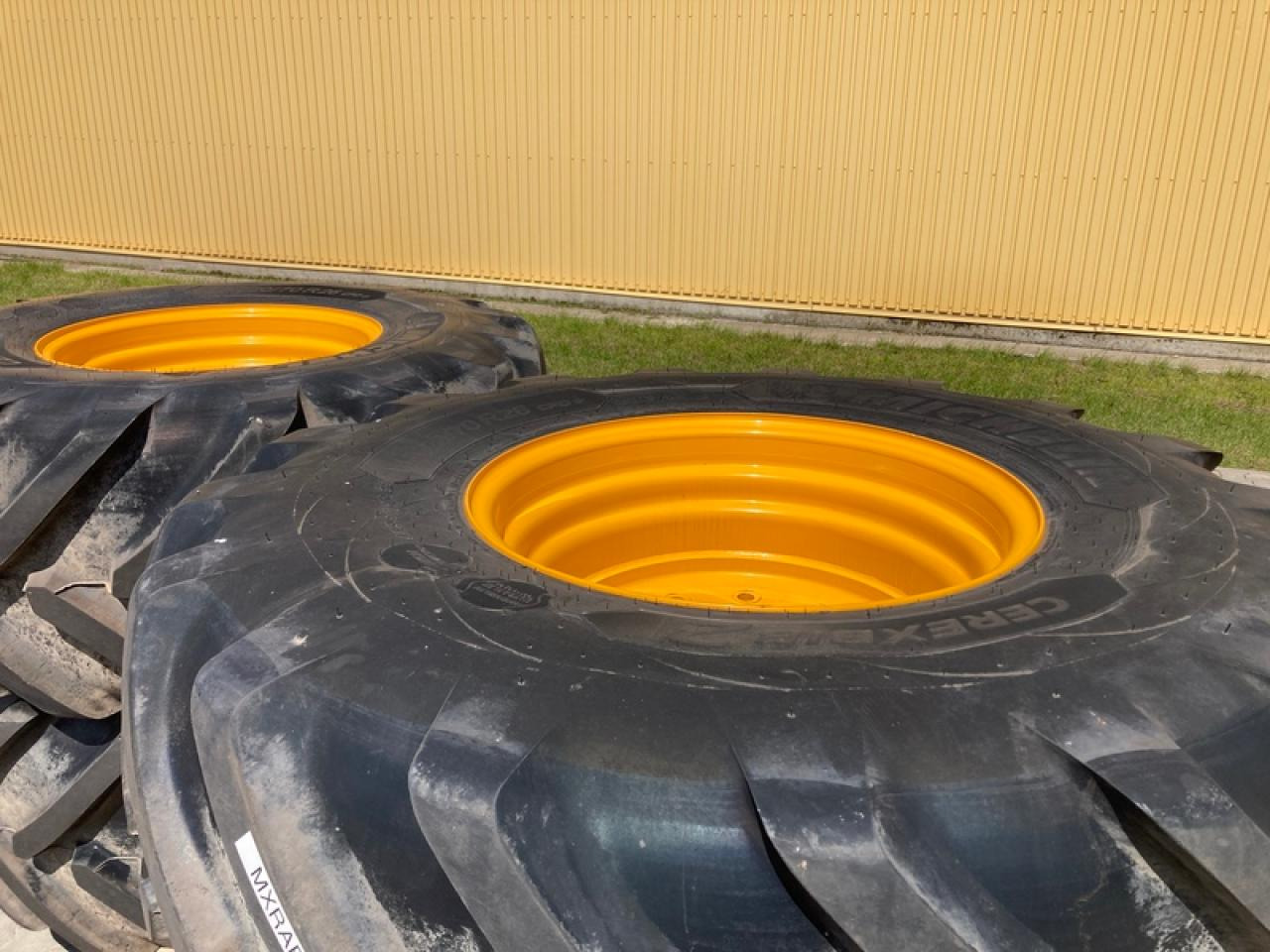 Michelin 620/70R26 VF CFO+ ZU JCB TM 420 - Pneumatiky: obrázek 2 Michelin 620/70R26 VF CFO+ ZU JCB TM 420 - Pneumatiky: obrázek 2