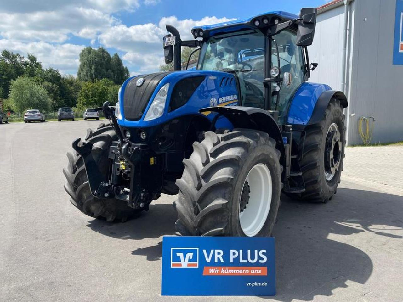 New Holland T 7.270 AUTOCOMMAND - Traktor: obrázek 1 New Holland T 7.270 AUTOCOMMAND - Traktor: obrázek 1