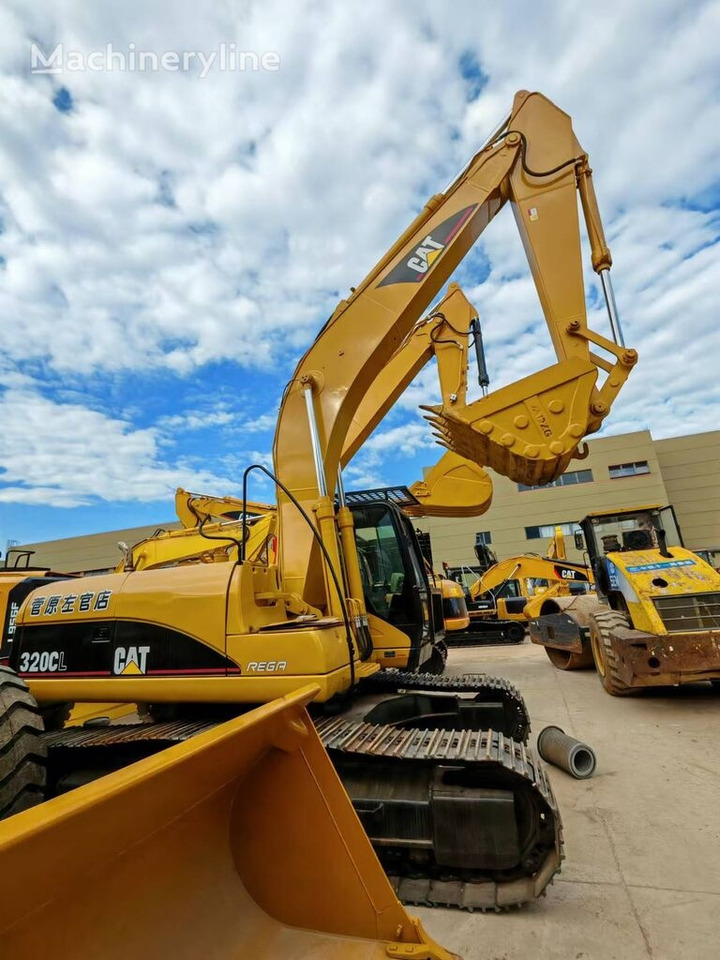 Caterpillar 320CL - Kolesové rýpadlo: obrázek 3 Caterpillar 320CL - Kolesové rýpadlo: obrázek 3