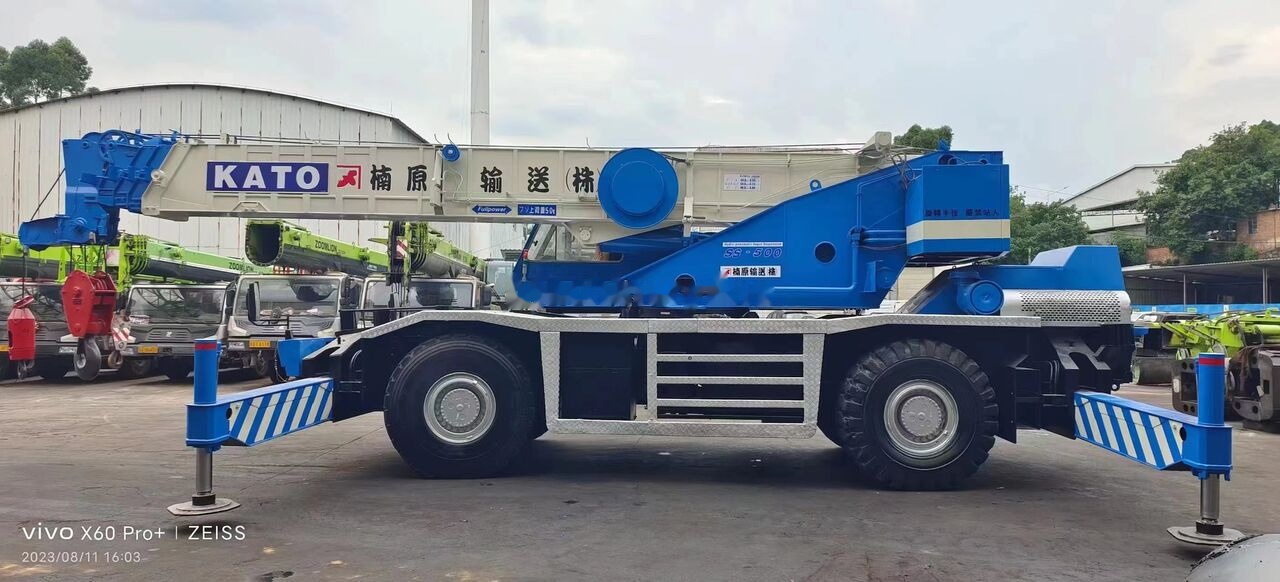 Kato KR-450-v 45ton - Autojeřáb: obrázek 2 Kato KR-450-v 45ton - Autojeřáb: obrázek 2