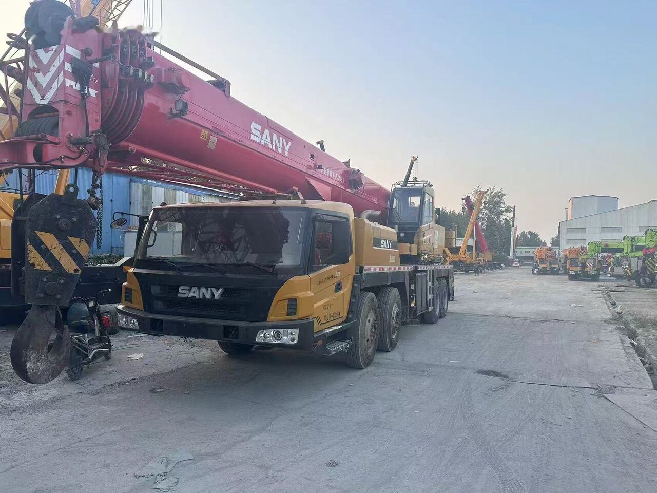 Sany Direct Sale from Factory Economical Price Used SANY 55 Ton Truck - Autojeřáb: obrázek 2 Sany Direct Sale from Factory Economical Price Used SANY 55 Ton Truck - Autojeřáb: obrázek 2