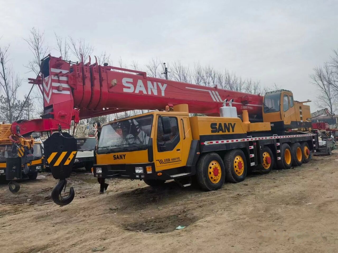 Sany STC1000 - Autojeřáb: obrázek 1 Sany STC1000 - Autojeřáb: obrázek 1