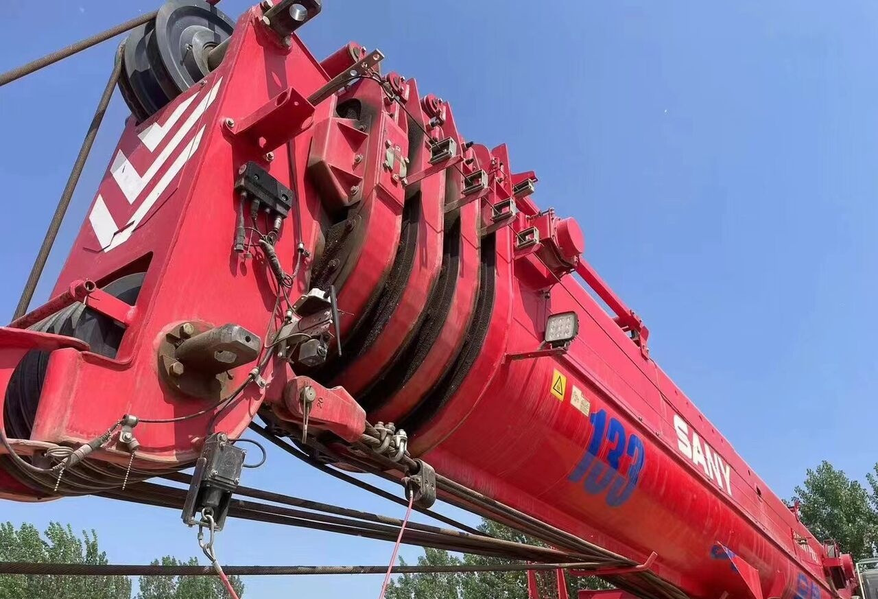 Sany STC1000 - Autojeřáb: obrázek 2 Sany STC1000 - Autojeřáb: obrázek 2