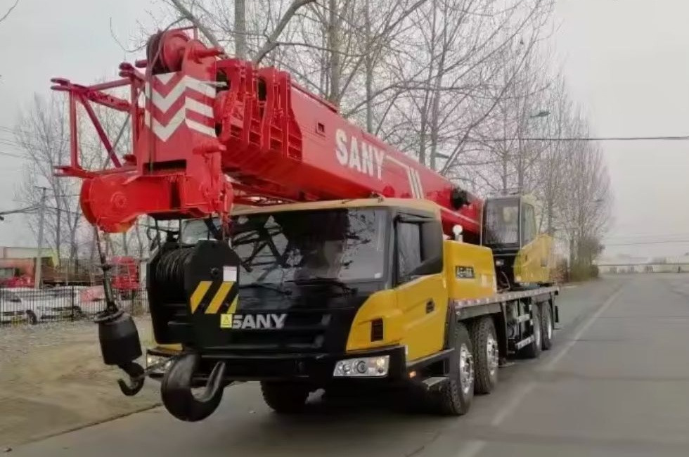 Sany STC250 STC500 STC800 25 50 80 100 truck crane for sale - Autojeřáb: obrázek 4 Sany STC250 STC500 STC800 25 50 80 100 truck crane for sale - Autojeřáb: obrázek 4