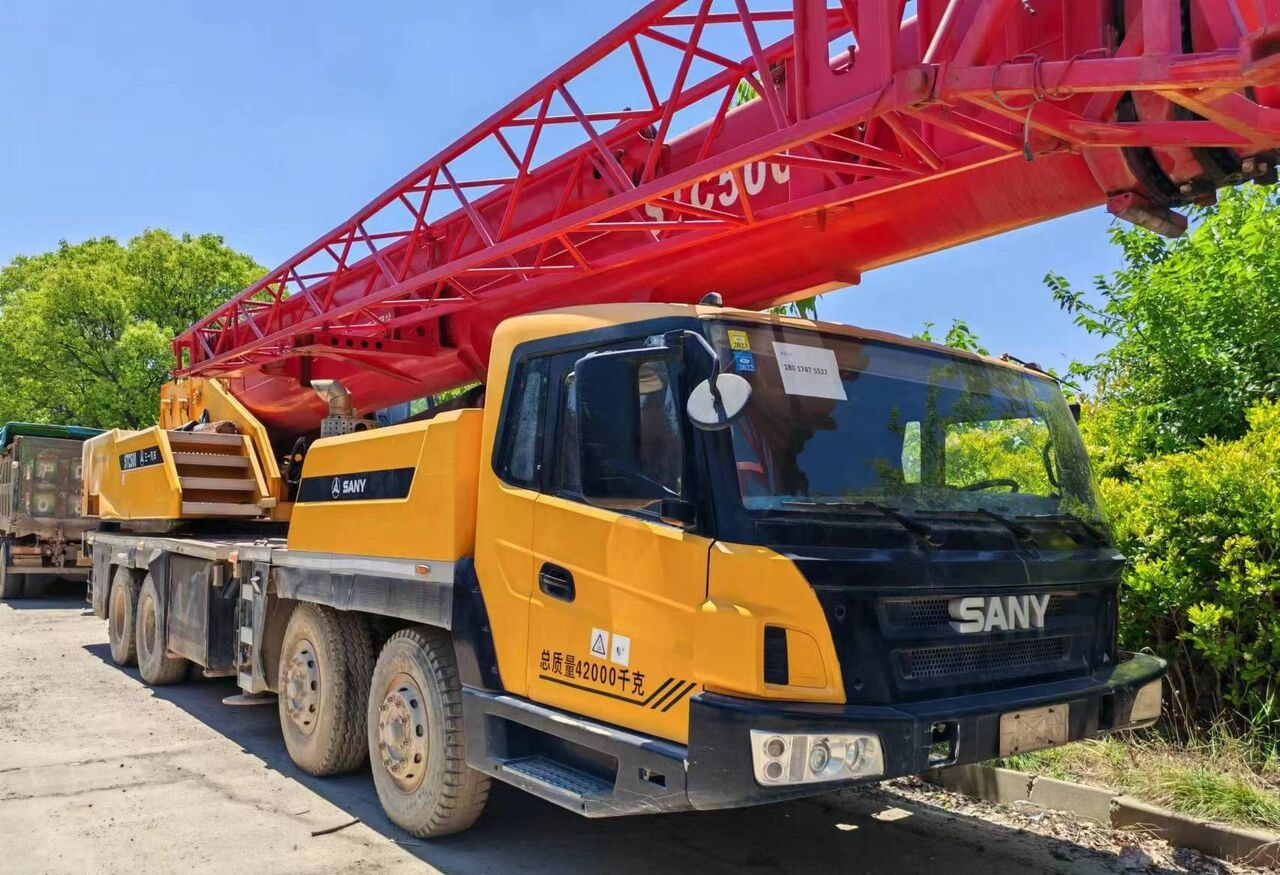 Sany Used Kato STC500 Truck Mounted Crane 50-100 Ton Capacities 70 To - Autojeřáb: obrázek 4 Sany Used Kato STC500 Truck Mounted Crane 50-100 Ton Capacities 70 To - Autojeřáb: obrázek 4