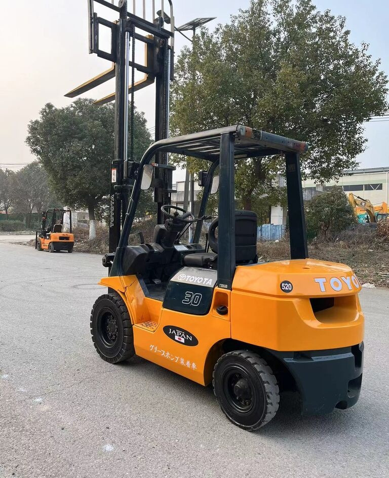 Dieselový vysokozdvižný vozík Toyota 7FD30 8FD30 7FD35 3ton 5ton forklift for sale: obrázek 6