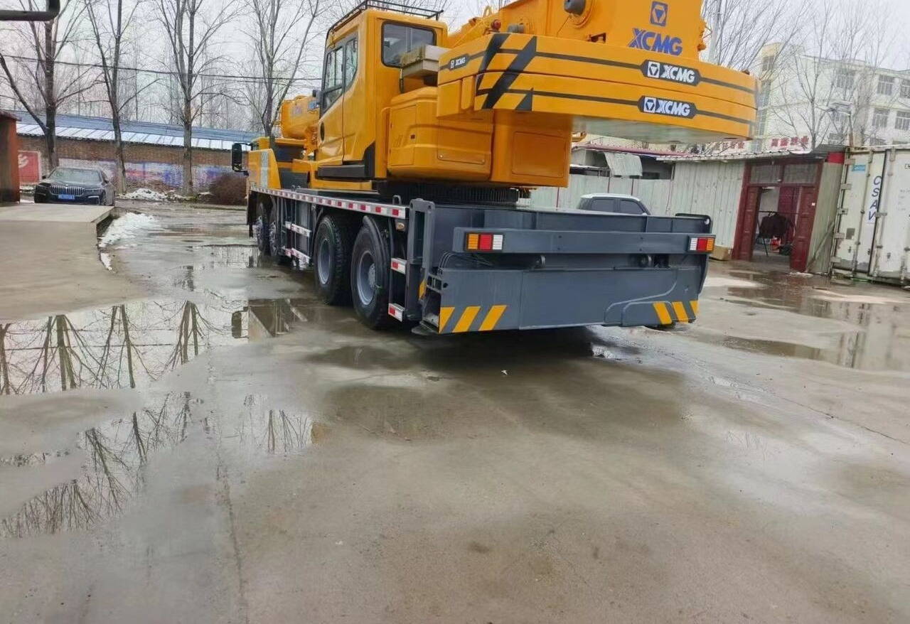 XCMG - Autojeřáb: obrázek 3 XCMG - Autojeřáb: obrázek 3