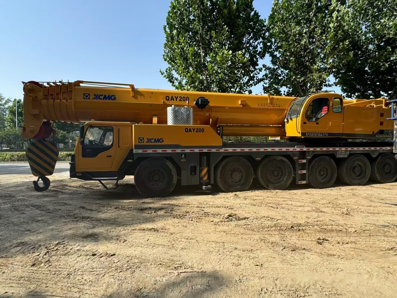 XCMG QAY200 QAY260 200T 220T 220ton 200ton - Autojeřáb: obrázek 1 XCMG QAY200 QAY260 200T 220T 220ton 200ton - Autojeřáb: obrázek 1