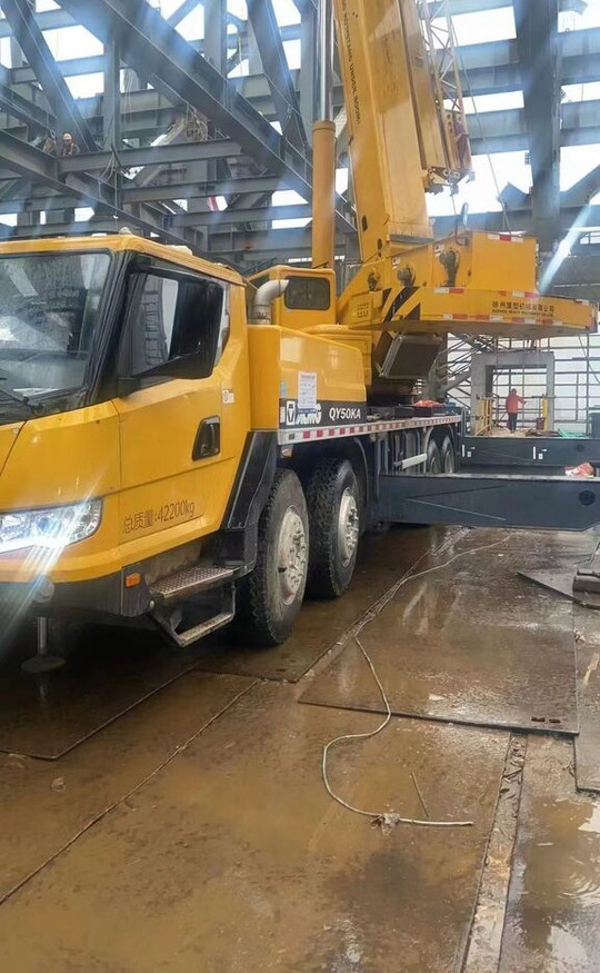 Autojeřáb XCMG QY50KA 25t 30t 50t 70t 80t 100t: obrázek 1
