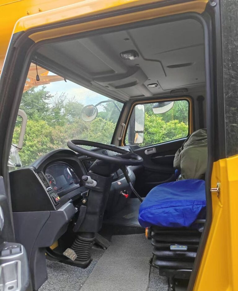 XCMG QY55KC 25ton 50ton 55ton 70ton 100 ton 130ton - Autojeřáb: obrázek 4 XCMG QY55KC 25ton 50ton 55ton 70ton 100 ton 130ton - Autojeřáb: obrázek 4