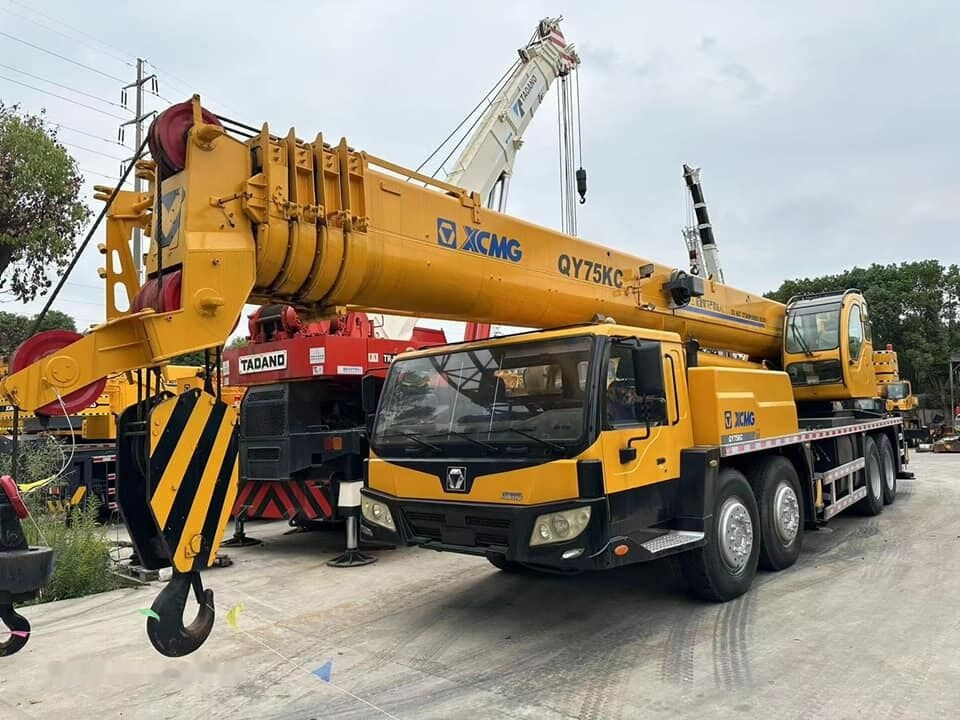 XCMG QY70KC QY75KC QY75K 70T 75 80t 70ton 75ton 80ton - Autojeřáb: obrázek 1 XCMG QY70KC QY75KC QY75K 70T 75 80t 70ton 75ton 80ton - Autojeřáb: obrázek 1