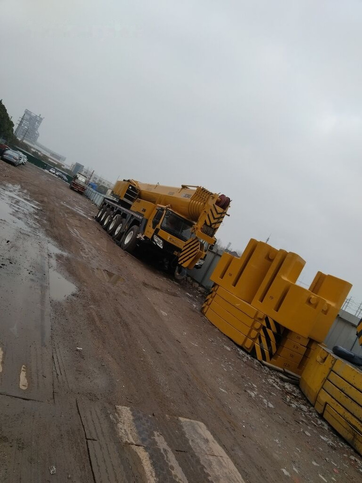 XCMG XCA240 240ton 220ton 100ton 80ton - Autojeřáb: obrázek 3 XCMG XCA240 240ton 220ton 100ton 80ton - Autojeřáb: obrázek 3