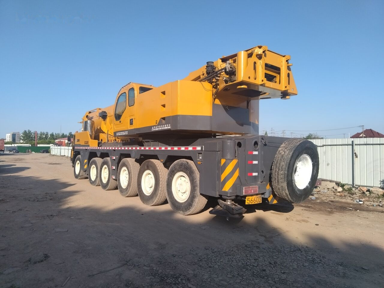 XCMG XCA240 240ton 220ton 100ton 80ton - Autojeřáb: obrázek 4 XCMG XCA240 240ton 220ton 100ton 80ton - Autojeřáb: obrázek 4