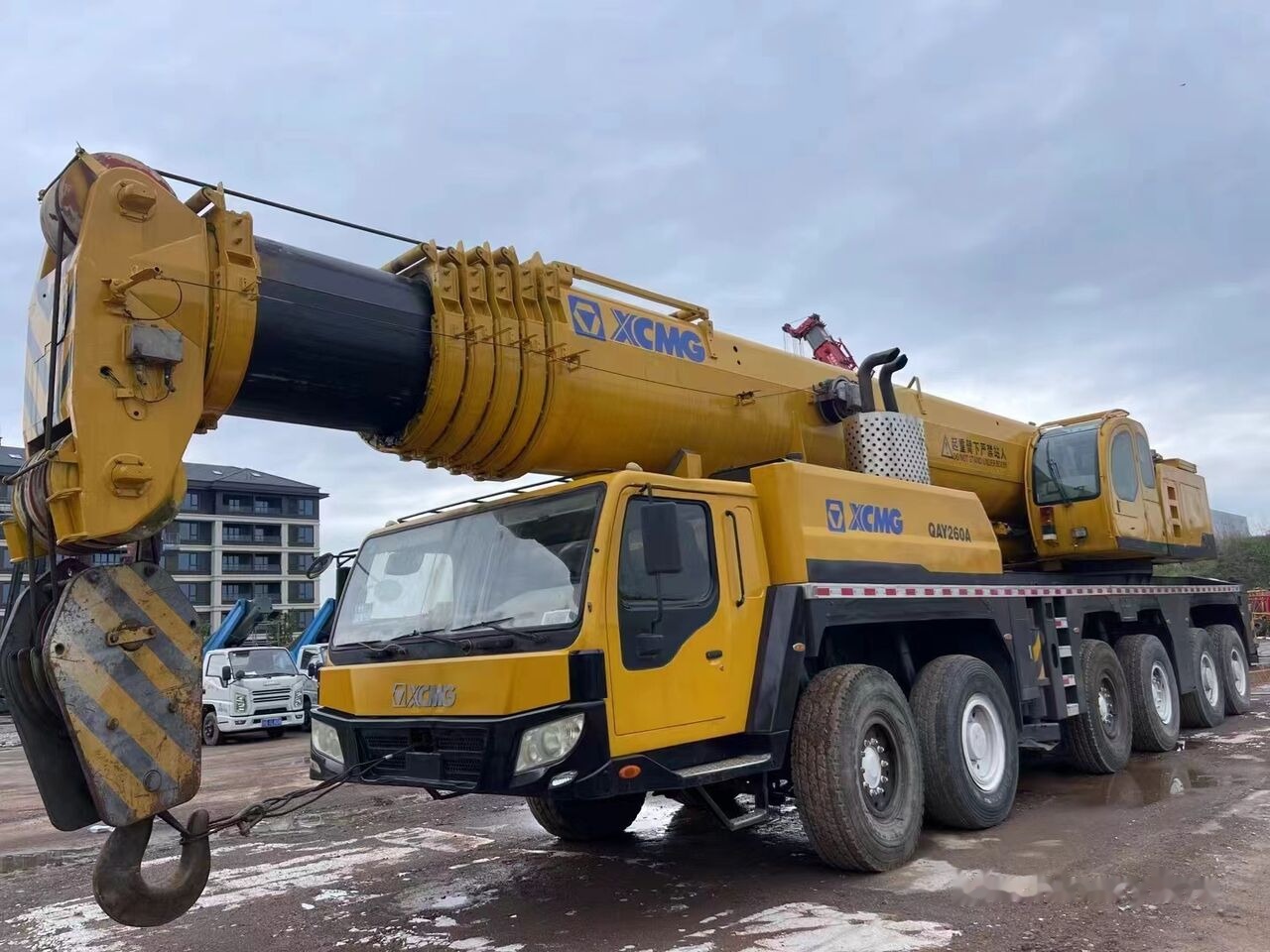 XCMG XCA260 XCA240 240T 260T 240ton 260ton - Autojeřáb: obrázek 2 XCMG XCA260 XCA240 240T 260T 240ton 260ton - Autojeřáb: obrázek 2